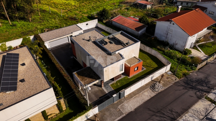 Imagem de Moradia T4