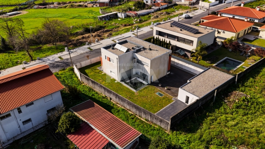 Imagem de Moradia T4