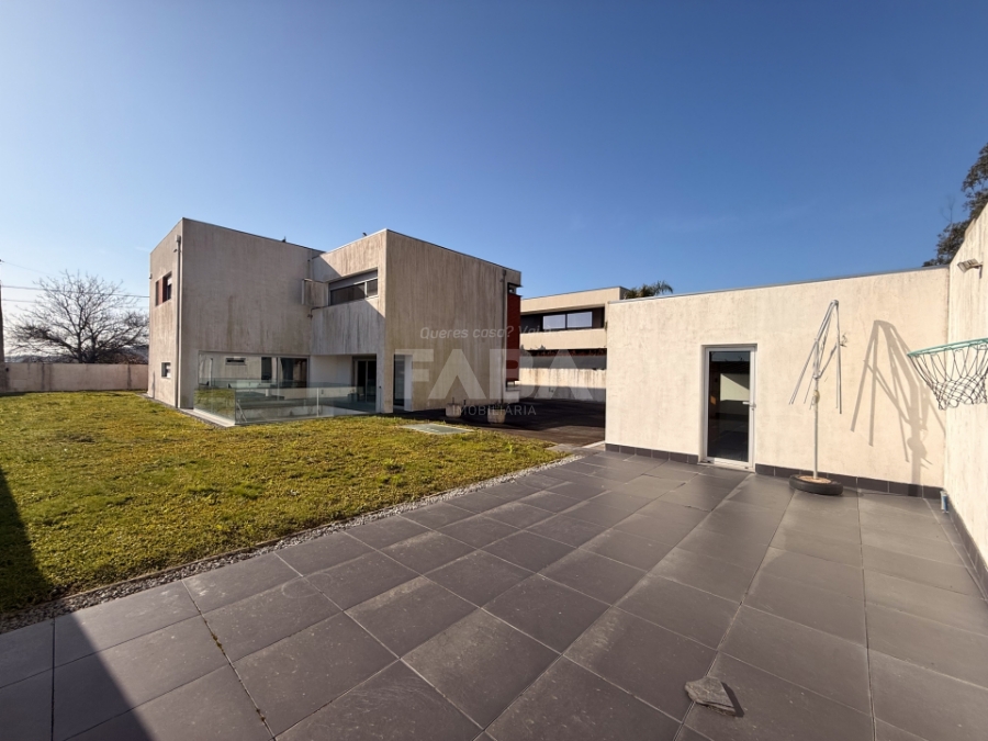 Imagem de Moradia T4