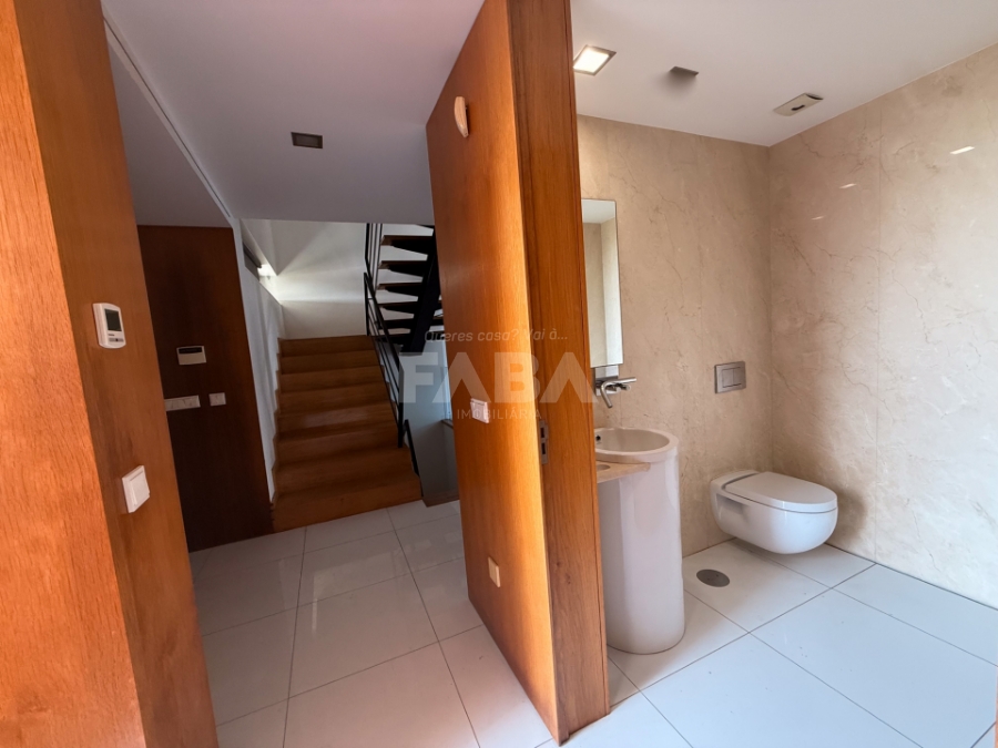 Imagem de Moradia T4