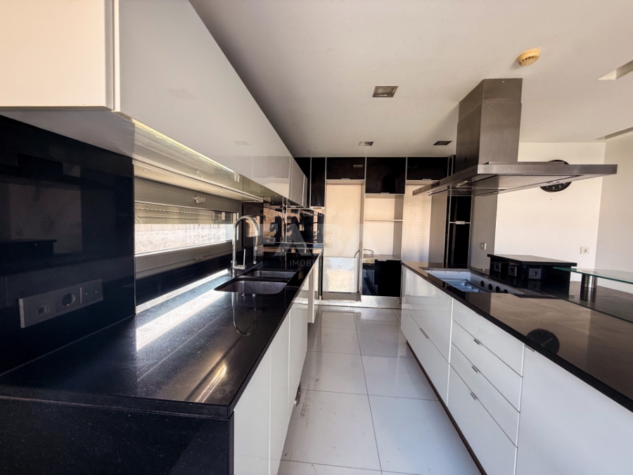 Imagem de Moradia T4