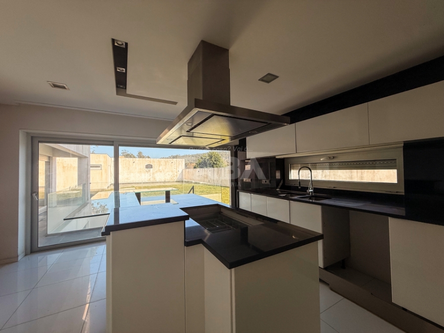 Imagem de Moradia T4